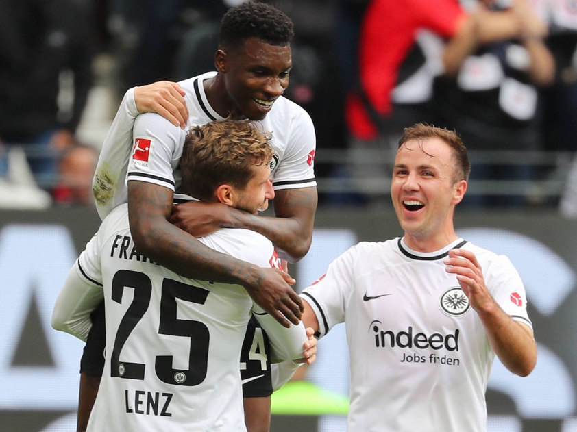 Cả hai đội đều mong muốn có 3 điểm (Ảnh: Bundesliga)