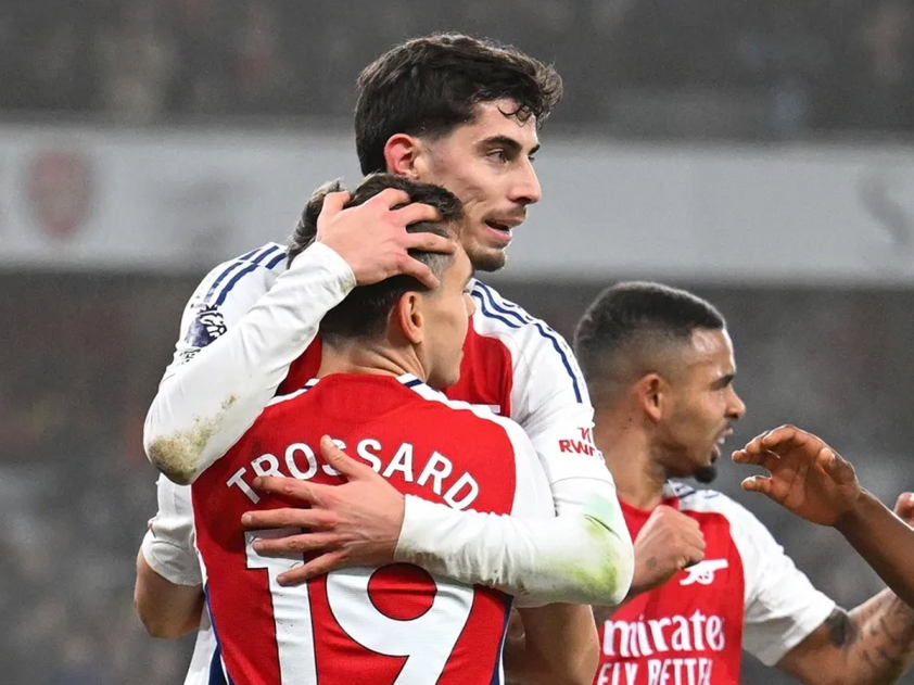 Arsenal hứa hẹn gặp khó khăn trước PSV (Ảnh: Eurosport)
