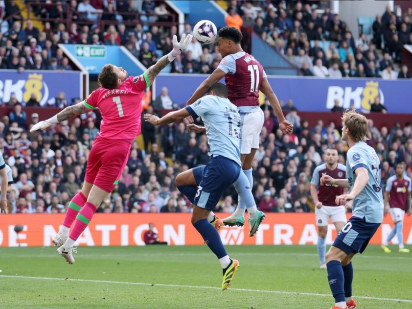 Brentford sẽ gặp thử thách trước Aston Villa ở vòng này (Ảnh: Eurosport)