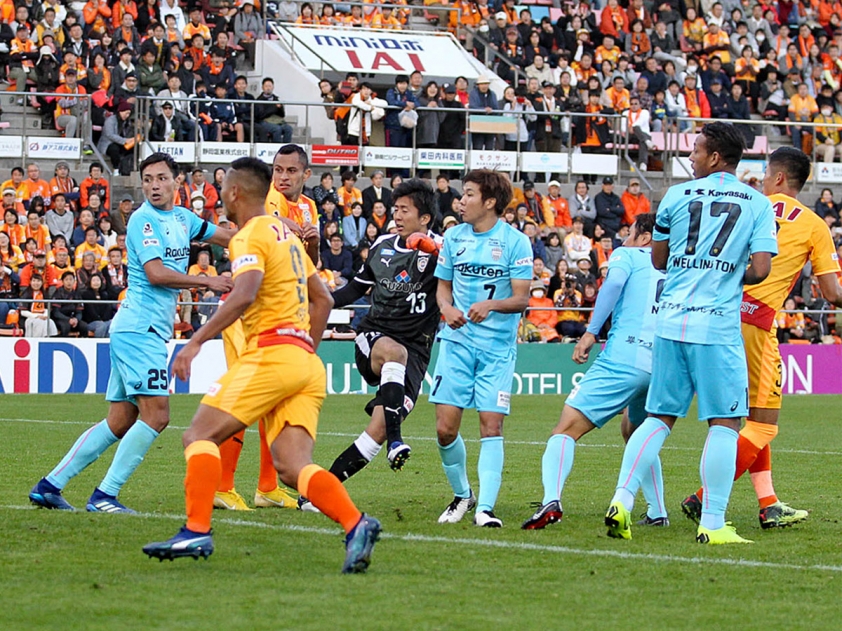 Yokohama và Shimizu S-Pulse hứa hẹn có một trận cầu khó đoán (Ảnh: AFC)