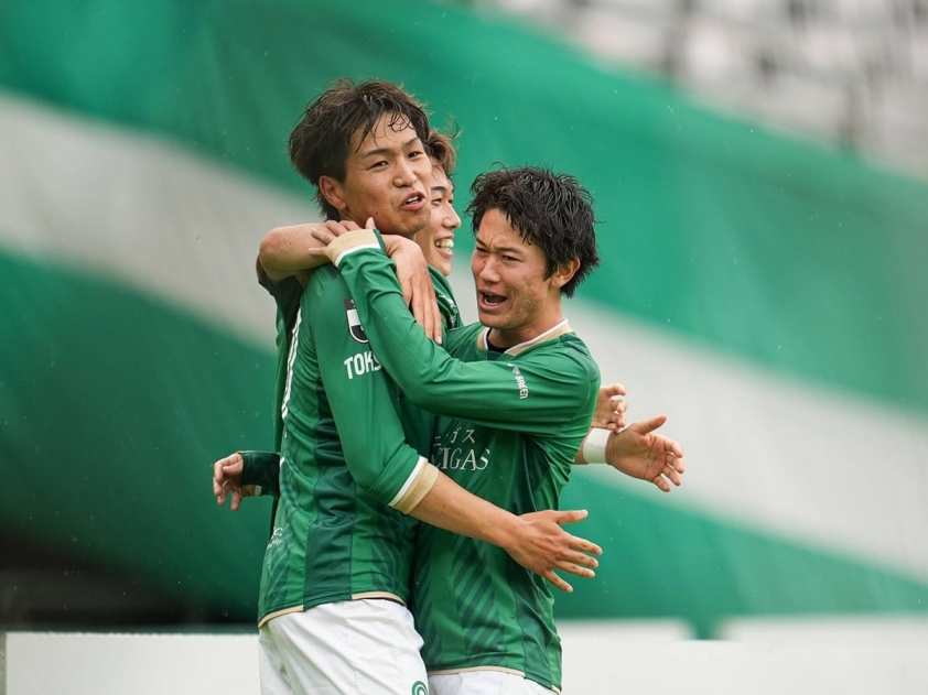 Verdy và Nagoya Grampus đều là 2 đội bóng chơi tại J League 1 (Ảnh: J League 1)