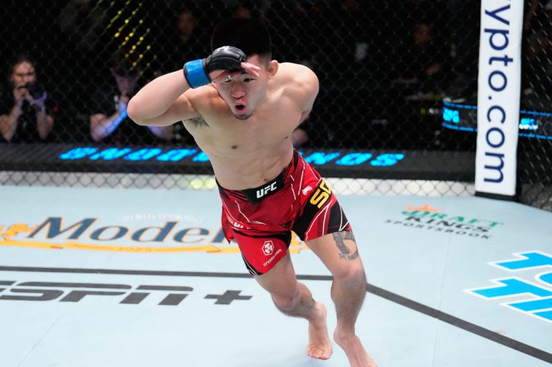 Đỉnh cao UFC Fight Night 223: 'Vua khỉ' Song Yadong, từ đệ tử chùa Thiếu Lâm đến siêu sao UFC 274497