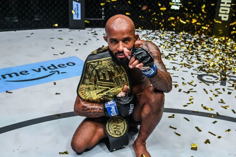 ONE Fight Night 10 rực lửa: 11 trận đại chiến, Johnson thắng đẹp Moraes trên đất Mỹ 276647