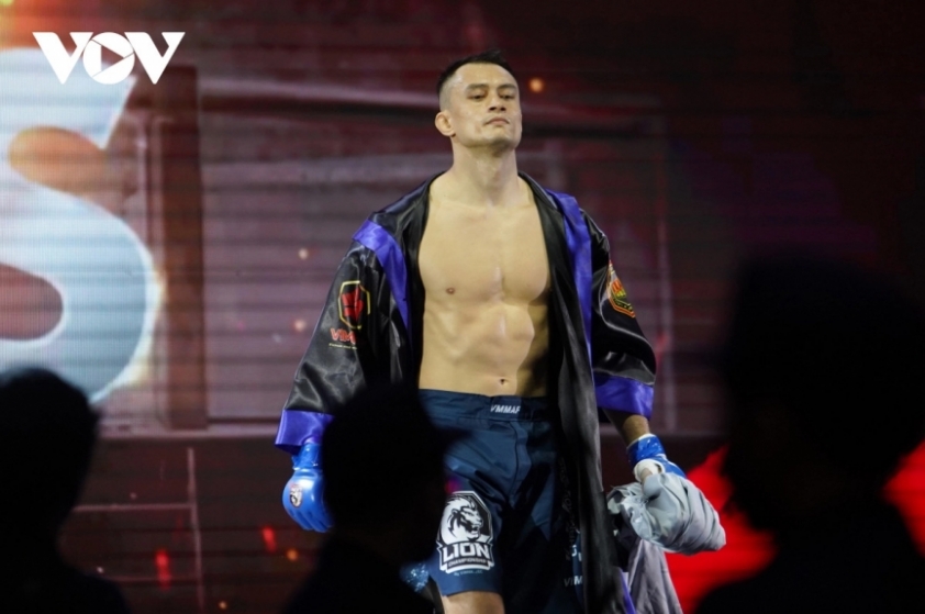 nguyen-van-kamil-muon-knock-out-tran-quang-loc-tai-lion-championship-6-284866