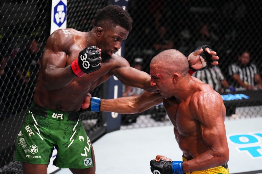UFC Fight Night 230: Edson Barboza giành chiến thắng kịch tính trước Sodiq Yusuff 341636