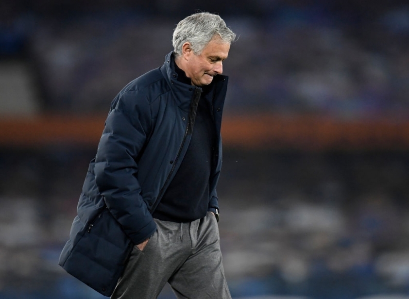 mou-2