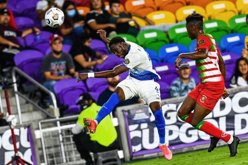 Suriname đã có trận đấu đầy quả cảm trước Costa Rica. Ảnh: Getty