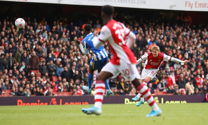 Arsenal thi đấu bế tắc và chỉ có được 1 bàn thắng trong hiệp hai