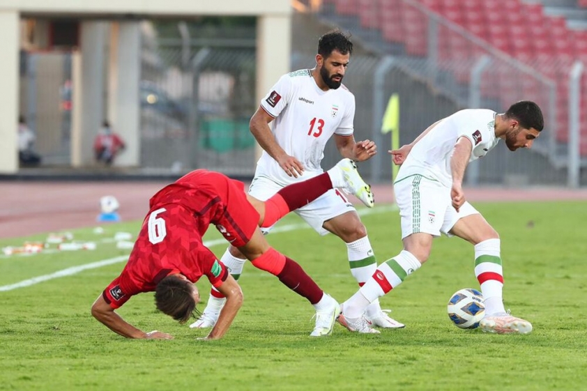 Trực tiếp Iran vs Bahrain: Quyết chiến cho ngôi đầu 51399