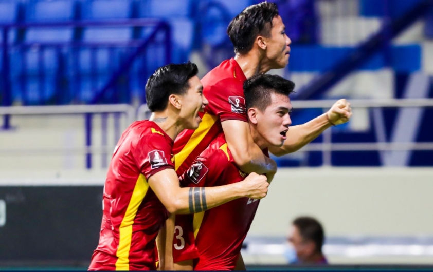 FIFA tặng 'món quà lớn' cho ĐT Việt Nam trước trận gặp UAE-54046