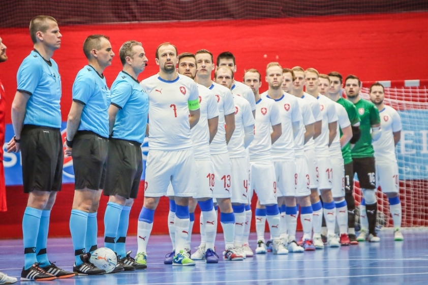 'Ông lớn' châu Âu triệu tập lão tướng 46 tuổi đấu Việt Nam ở World Cup 70197