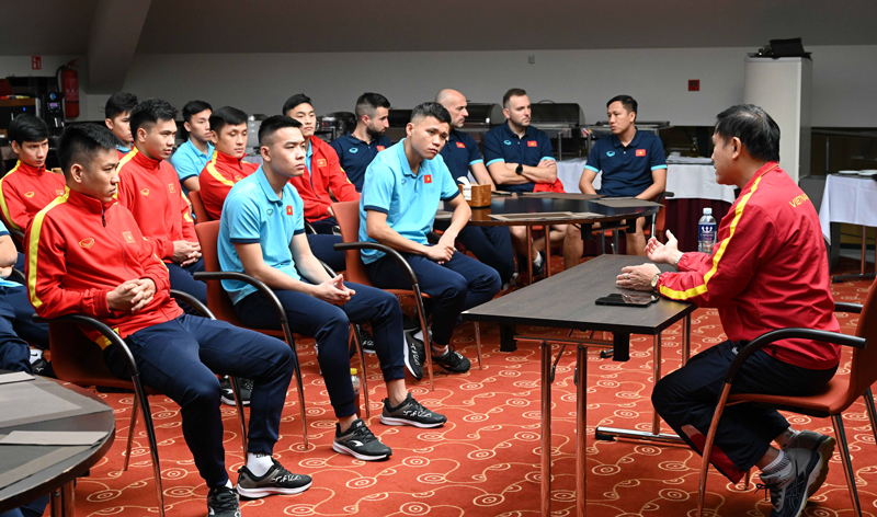 Trưởng đoàn ĐT Việt Nam chỉ ra bất lợi ở World Cup 2021 75934