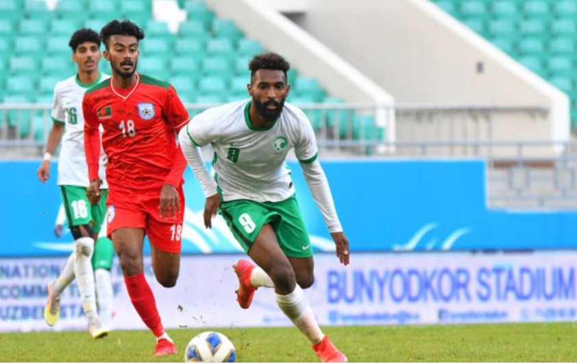 U23 Ả Rập Xê Út chơi lấn lướt trước đối phương (Ảnh: AFC)