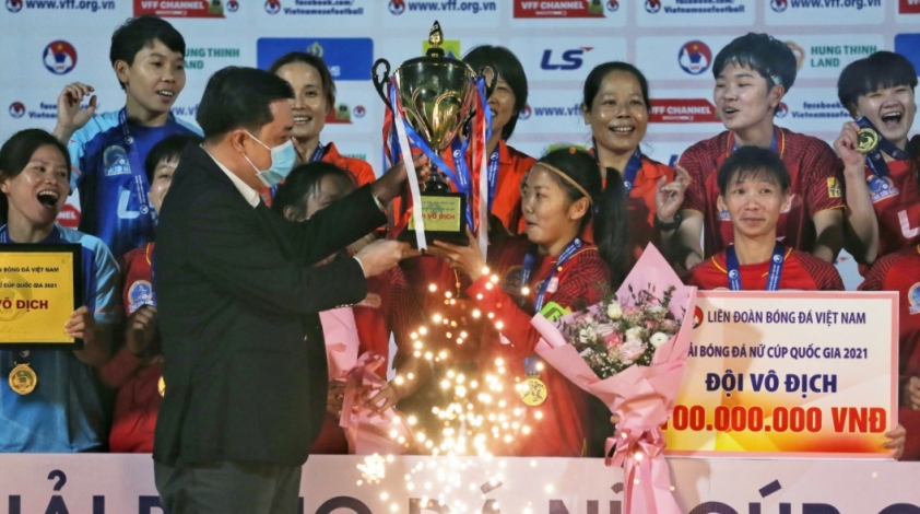 TP Hồ Chí Minh I lần thứ 2 vô địch giải bóng đá Nữ Cúp Quốc gia 2021 87113