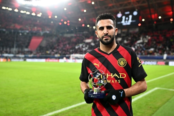 Mahrez đi vào lịch sử Champions League 251225