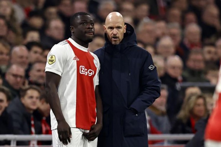 brobbey-ten-hag-ajax-5103