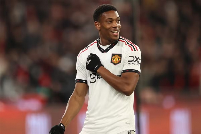 Martial-Australia-20-01
