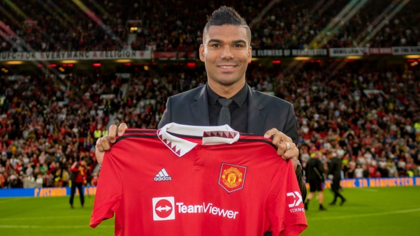 casemiro-ra-mat-mu