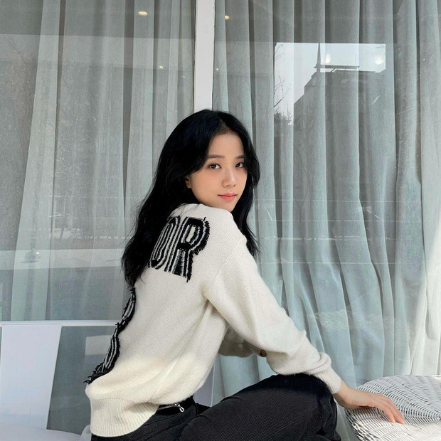 Jisoo (BLACKPINK) gây ấn tượng mạnh khi livestream chơi PUBG, video lọt top Trending tại 10 Quốc gia - Ảnh 5