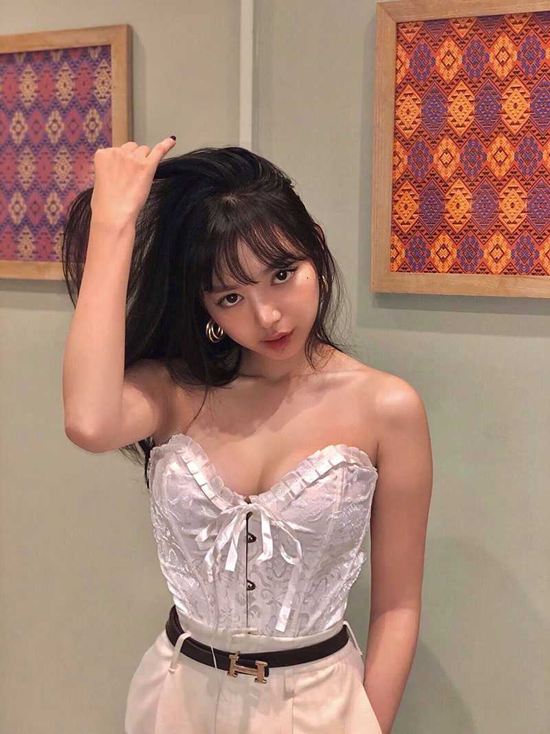 Streamer Vũ Ngọc Kim Chi và loạt ảnh với thần thái sexy khó cưỡng - Ảnh 5
