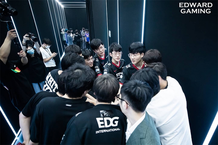 Đội hình tham dự CKTG 2021 của EDG