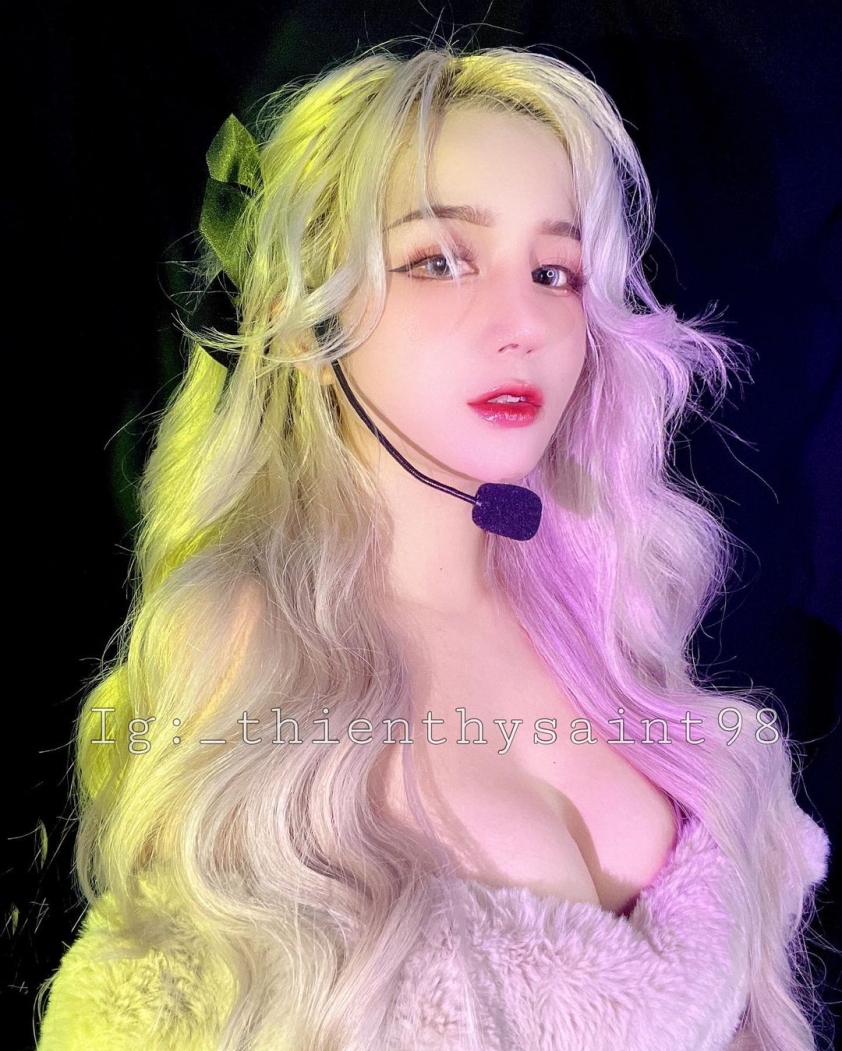 nu-stream-thien-thy-1