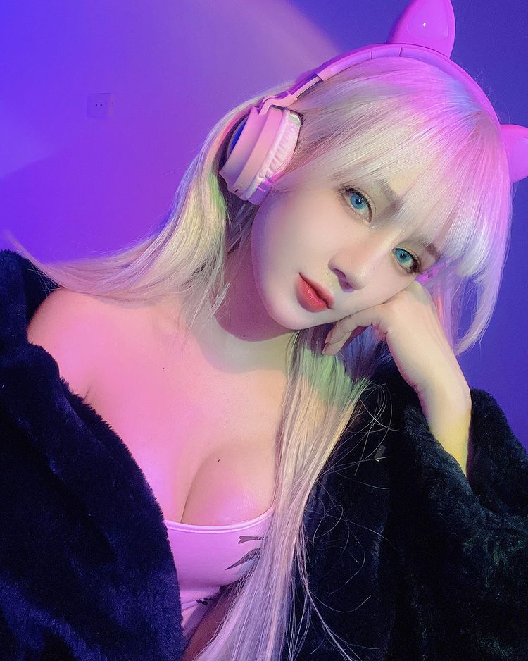 nu-stream-thien-thy-7