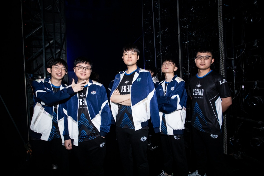 SofM được bầu chọn là tuyển thủ xuất sắc nhất tại All-Star LPL 2021 2