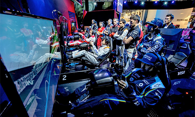Đua xe mô phỏng là một bộ môn eSports mới trên thế giới