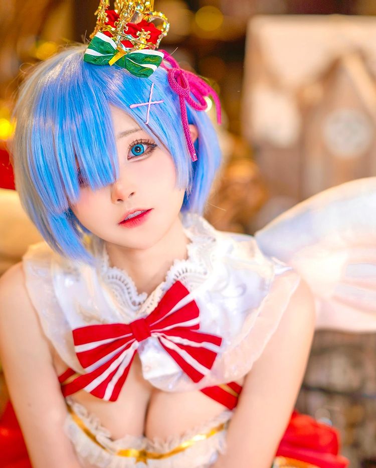 Mãn nhãn với bộ ảnh giáng sinh từ nữ cosplayer SeeU 98975
