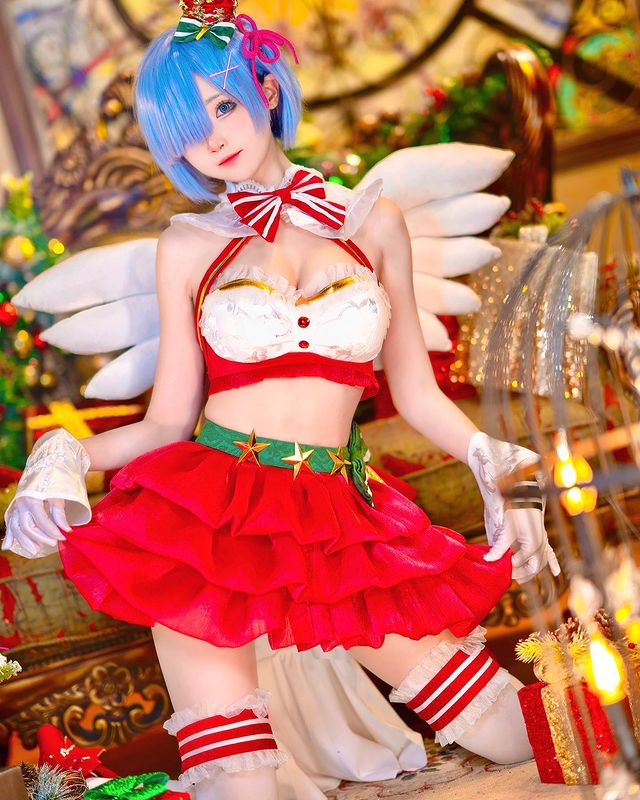 Mãn nhãn với bộ ảnh giáng sinh từ nữ cosplayer SeeU 98978