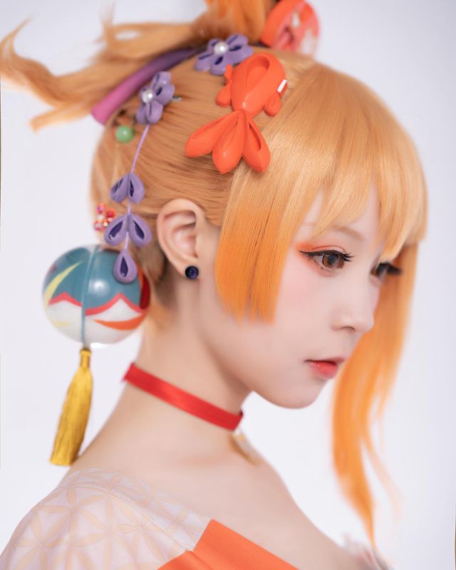 Màn cosplay Yoimiya 'hết nước chấm' từ hot girl Trung Quốc 102358