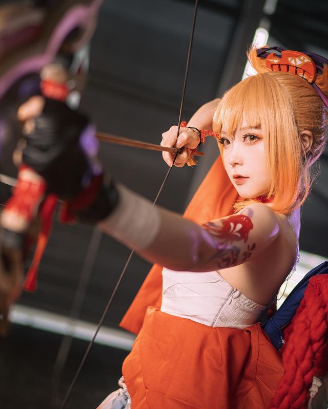 Màn cosplay Yoimiya 'hết nước chấm' từ hot girl Trung Quốc 102363