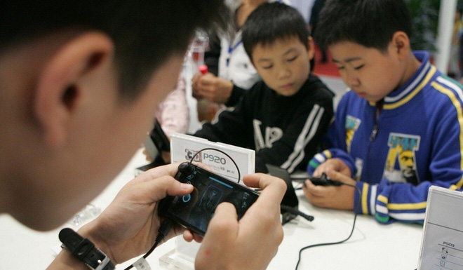 Việc chơi game cùng mấy cậu nhóc tiểu học là một trải nghiệm rất tồi tệ với nhiều người