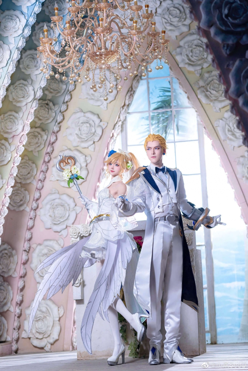 Ngắm màn cosplay Lux Khiết Tinh Hồng Hoa trong LMHT: Tốc Chiến 105874