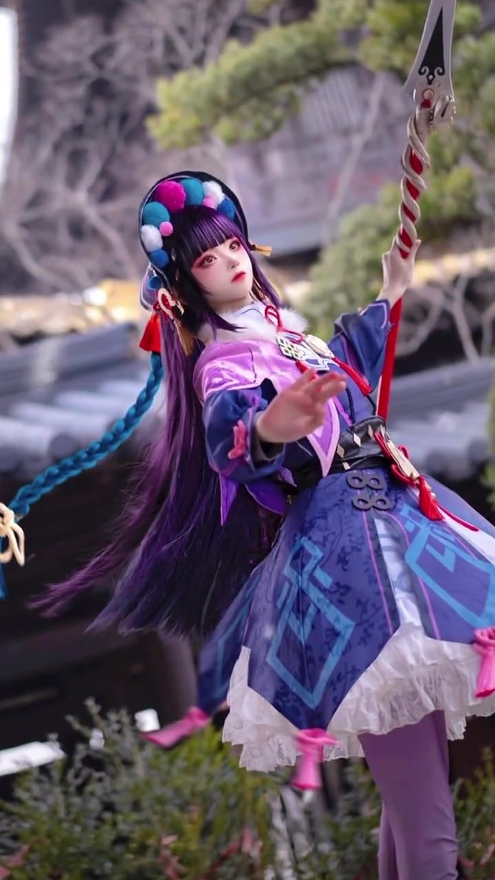 Ngắm màn cosplay Yun Jin 'xinh như búp bê' trong Genshin Impact 106156