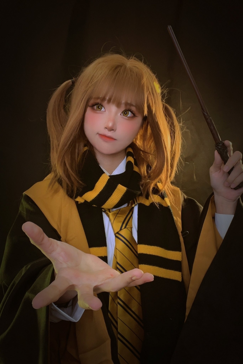 Ngắm màn cosplay Harry Potter đỉnh cao từ hot girl Trung Quốc 106985