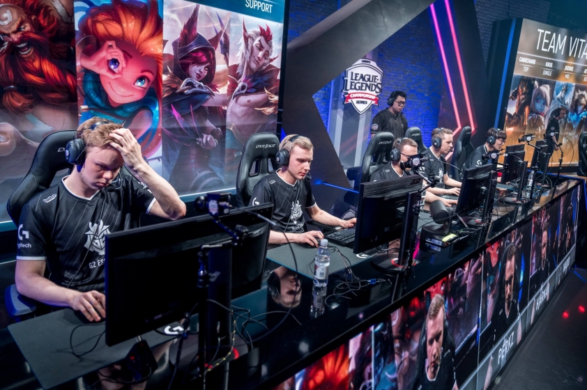 Esports liệu có đang trở thành cuộc thi xếp hình của các nhà tuyển dụng? 109513