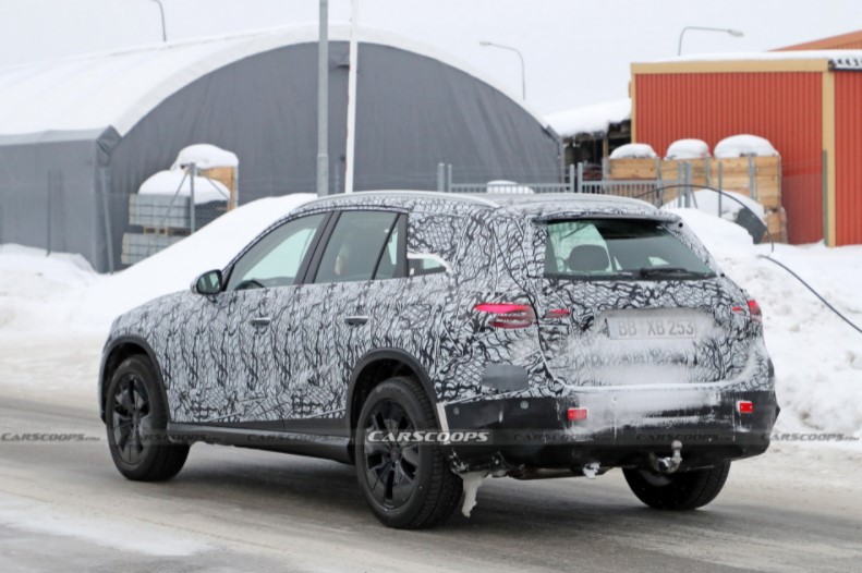 Hé lộ ngoại thất của Mercedes-Benz GLC 2023 116313
