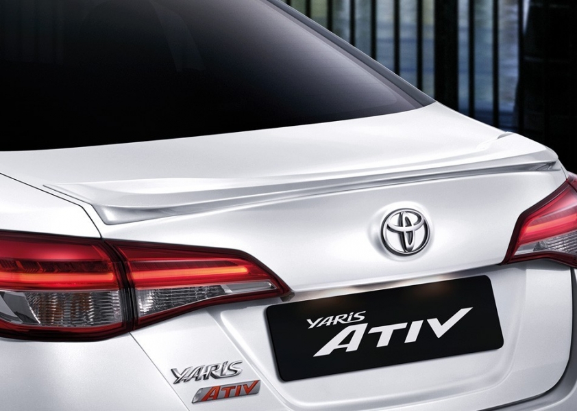 toyota-yaris-ativ-2021-8-56a2