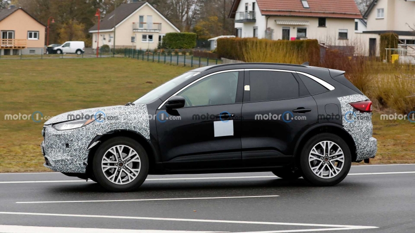 ford-escape-ford-kuga-spy-shots-side-16475352575541276305615