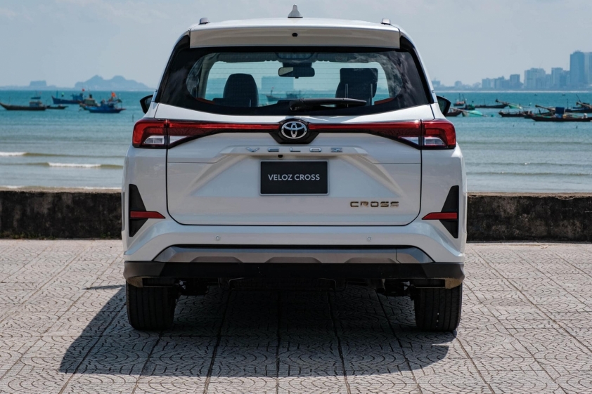 Toyota Veloz Cross