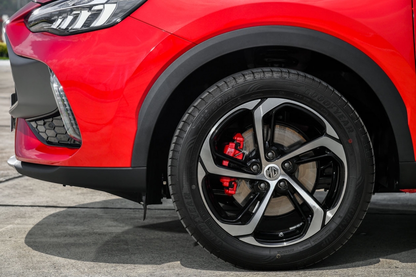 14-mg-hs-ice-and-mg-hs-phev-2022my