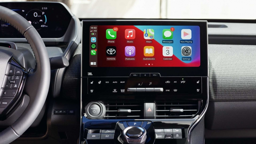 toyota-bz4x-interior