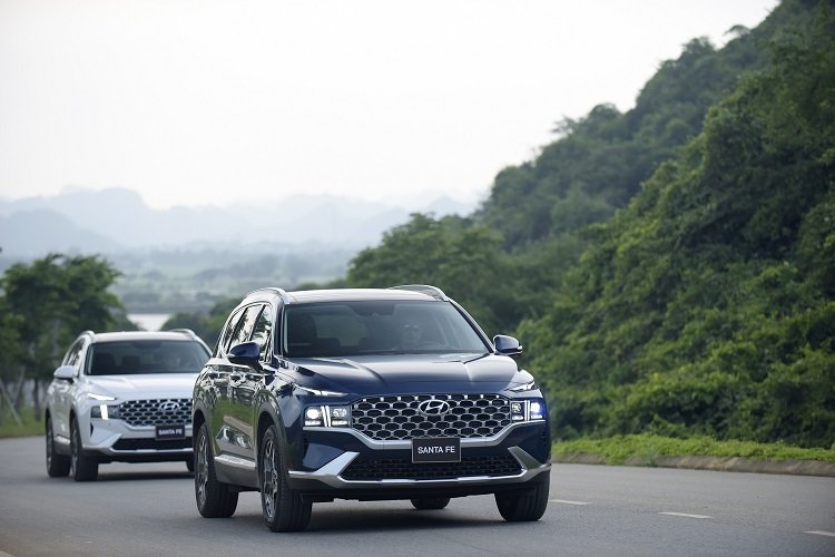 hyundai-santa-fe-2021-oto-6-e6a3