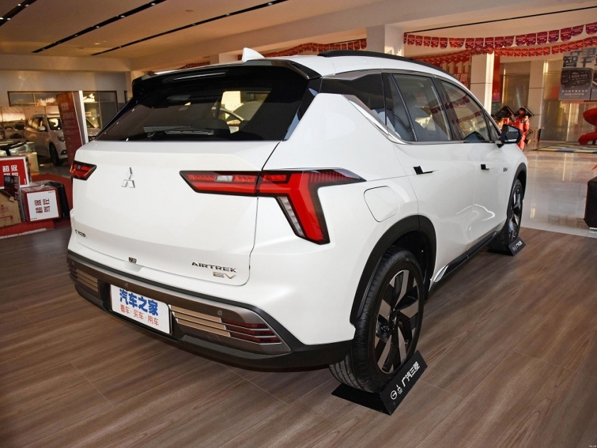 mitsubishi-airtrek-ev-2022-15-ac8e