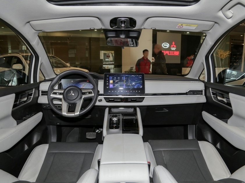 mitsubishi-airtrek-ev-2022-16-de83