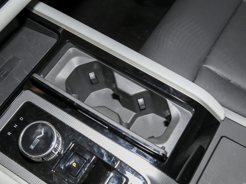 mitsubishi-airtrek-ev-2022-19-dc0c