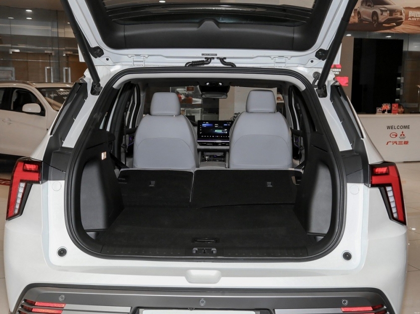 mitsubishi-airtrek-ev-2022-20-a511