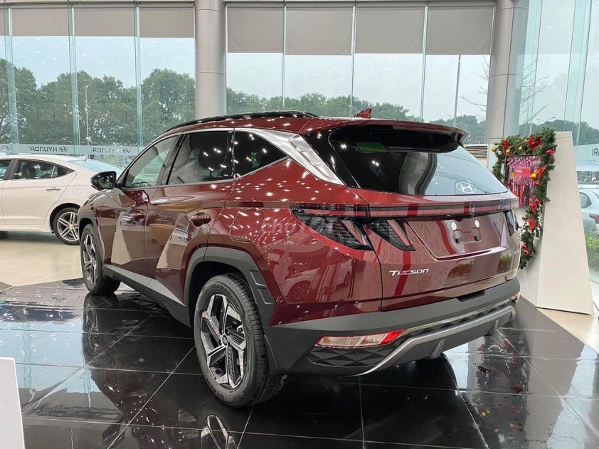 Hyundai Tucson tăng giá 'lạc' nhưng vẫn không có xe, nhiều khách hàng 'quay xe' rút cọc 123587